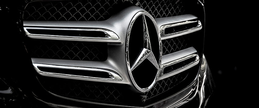  Mercedes-Benz faz 65 anos no Brasil e homenageia parceiros e clientes